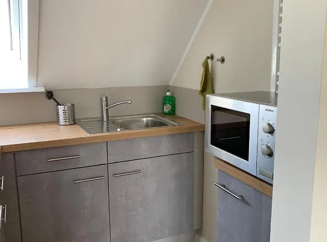 - Lagune Apartman *