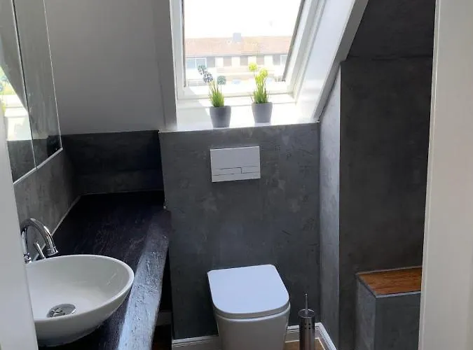- Lagune Apartman *